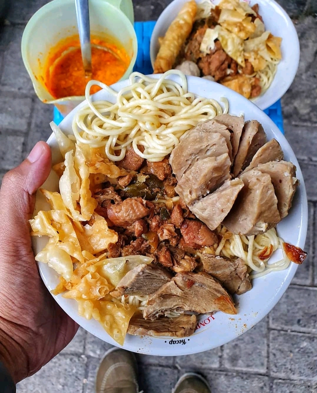 Mie Ayam Moro Tresno Dengan Bakso Jumbo Dan Iga