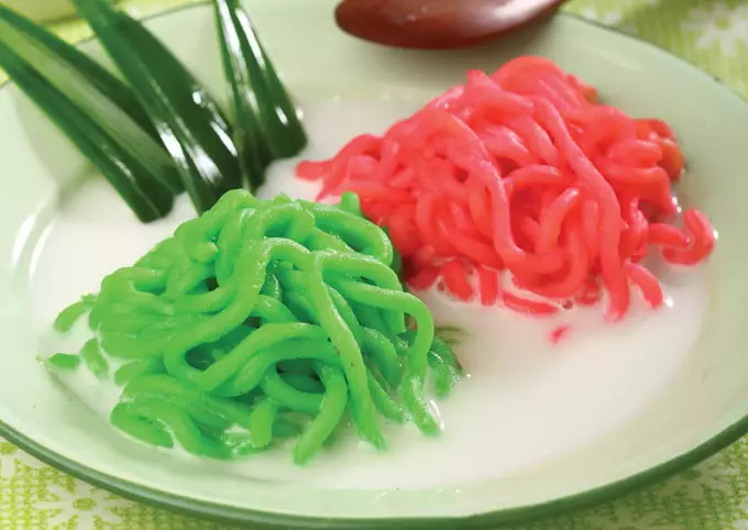 Resep Es Mie Pelangi Martabe, Ternyata Ini Rahasianya